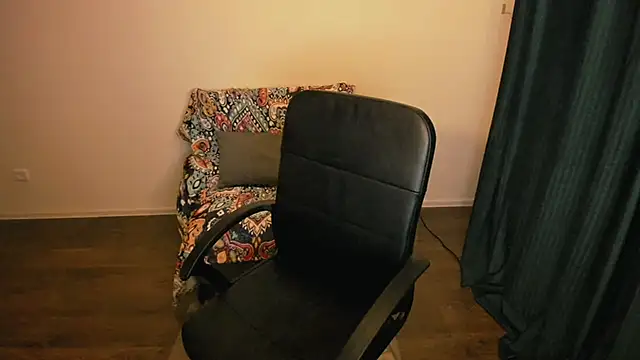 Angelaroberti3 online show from 8, 3, 2026