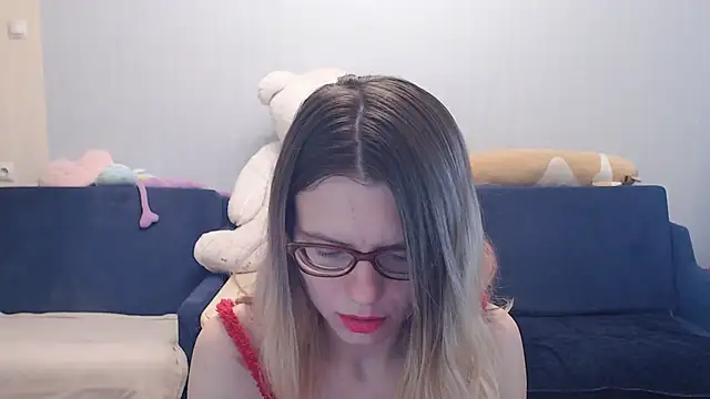 night is dark online show from 15, 12, 2025