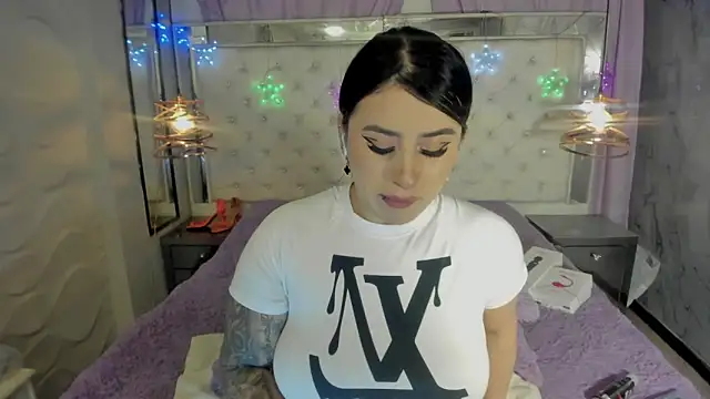 Snapshot of Nara_belen chatting on 18, 12, 2025 Nara belen online show from 18, 12, 2025