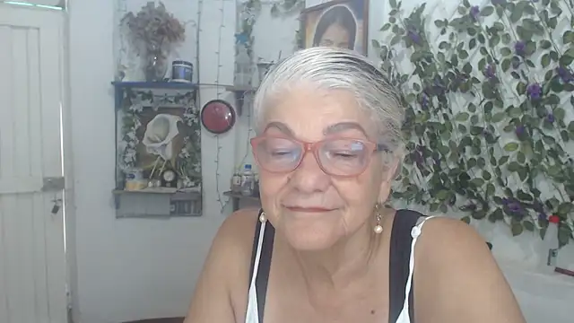 FunnyGrandma online show from 24, 3, 2026