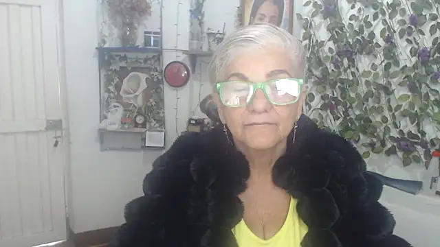 FunnyGrandma online show from 27, 3, 2026