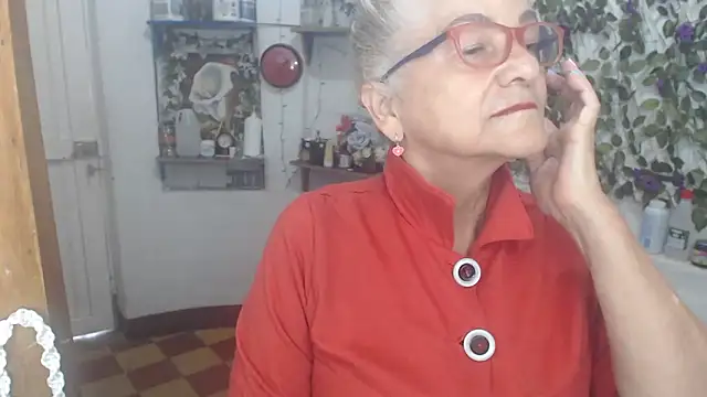 FunnyGrandma online show from 13, 4, 2026