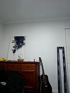 Snapshot of PhoenixDesire@xh chatting on 13, 11, 2025 PhoenixDesirexh online show from 13, 11, 2025