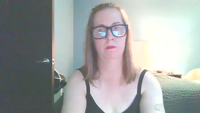 Snapshot of SweetandNaughty1 chatting on 17, 12, 2024 SweetandNaughty1 online show from 17, 12, 2024