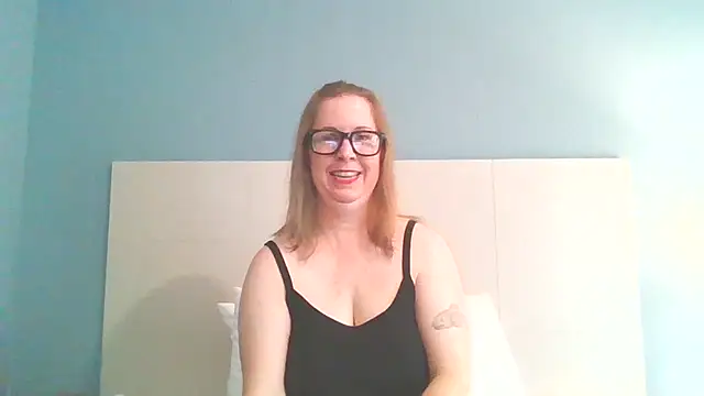 Snapshot of SweetandNaughty1 chatting on 14, 1, 2025 SweetandNaughty1 online show from 14, 1, 2025