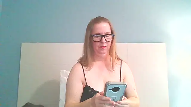 Snapshot of SweetandNaughty1 chatting on 11, 2, 2025 SweetandNaughty1 online show from 11, 2, 2025