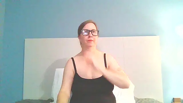 Snapshot of SweetandNaughty1 chatting on 18, 2, 2025 SweetandNaughty1 online show from 18, 2, 2025