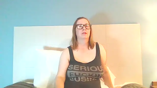 Snapshot of SweetandNaughty1 chatting on 14, 3, 2025 SweetandNaughty1 online show from 14, 3, 2025