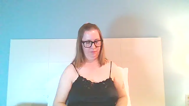 Snapshot of SweetandNaughty1 chatting on 17, 3, 2025 SweetandNaughty1 online show from 17, 3, 2025