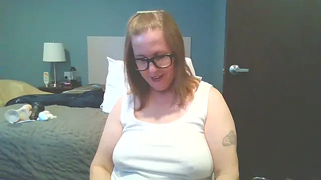 Snapshot of SweetandNaughty1 chatting on 12, 9, 2025 SweetandNaughty1 online show from 12, 9, 2025