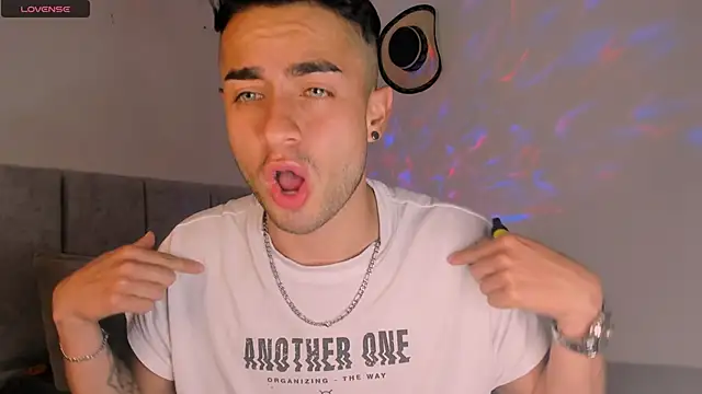 Snapshot of aydan_hw chatting on 12, 12, 2024 aydan hw online show from 12, 12, 2024