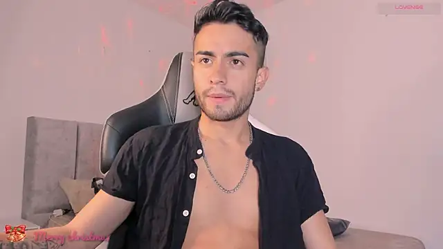 Snapshot of aydan_hw chatting on 18, 12, 2024 aydan hw online show from 18, 12, 2024