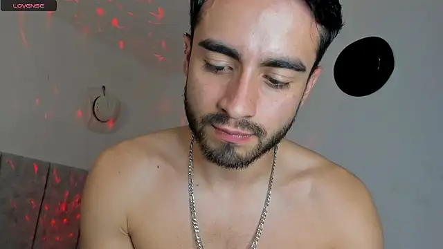 Snapshot of aydan_hw chatting on 5, 3, 2025 aydan hw online show from 5, 3, 2025