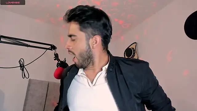 Snapshot of aydan_hw chatting on 6, 3, 2025 aydan hw online show from 6, 3, 2025