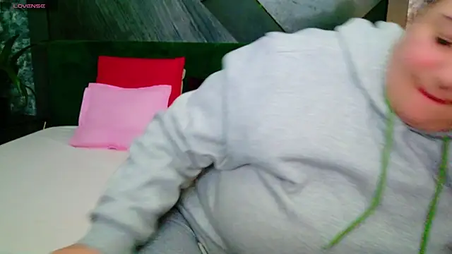 AleshaArabian online show from 25, 2, 2025