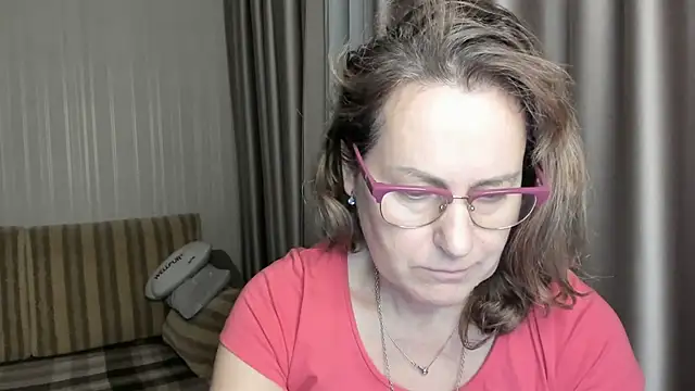 lauraoven online show from 12, 1, 2025