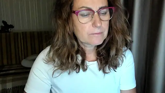 lauraoven online show from 16, 10, 2025