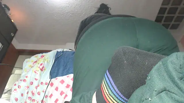 prettyangelsquirt online show from 22, 1, 2025