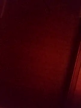 Snapshot of Kw8585kw chatting on 15, 12, 2025 Kw8585kw online show from 15, 12, 2025