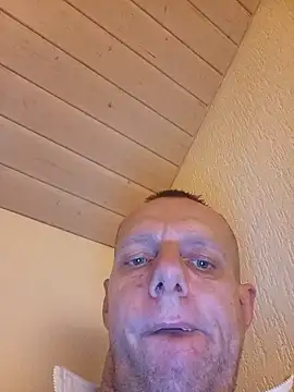 Snapshot of Kw8585kw chatting on 10, 1, 2026 Kw8585kw online show from 10, 1, 2026