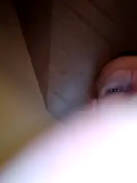 Snapshot of Kw8585kw chatting on 15, 1, 2026 Kw8585kw online show from 15, 1, 2026