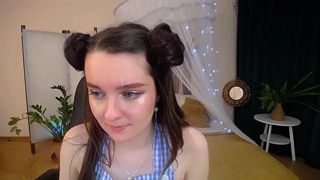 Snapshot of CloudGrace chatting on 29, 1, 2025 CloudGrace online show from 29, 1, 2025