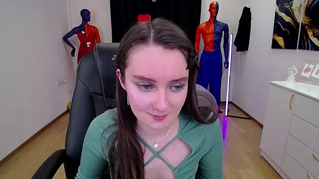 Snapshot of CloudGrace chatting on 20, 3, 2025 CloudGrace online show from 20, 3, 2025