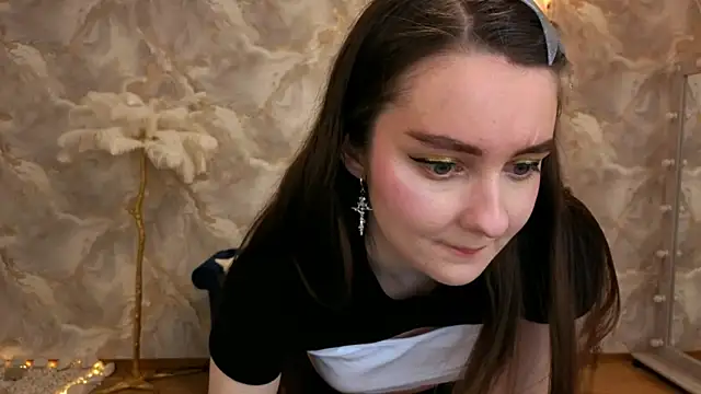 Snapshot of CloudGrace chatting on 14, 9, 2025 CloudGrace online show from 14, 9, 2025