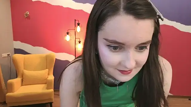 Snapshot of CloudGrace chatting on 6, 10, 2025 CloudGrace online show from 6, 10, 2025