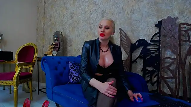 GoddessCeline online show from 4, 2, 2025