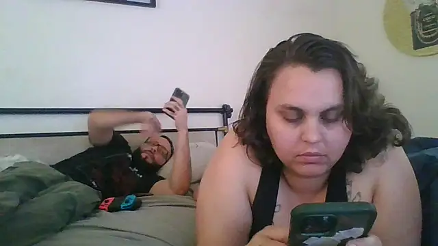 Snapshot of lyshaa chatting on 24, 9, 2025 lyshaa online show from 24, 9, 2025