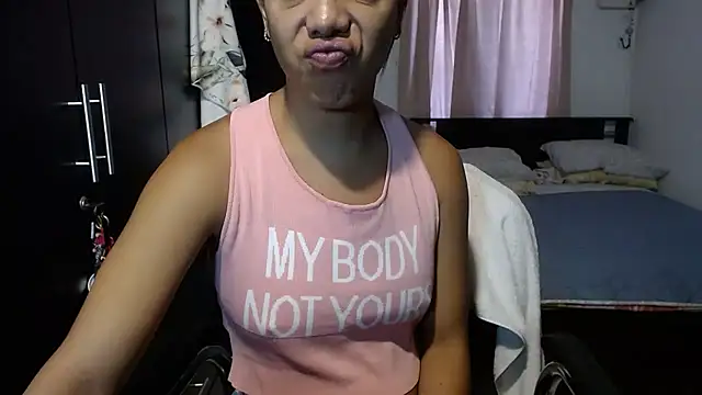 sensual nataliee online show from 17, 1, 2025