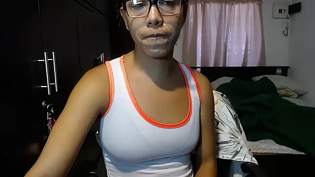 sensual nataliee online show from 22, 1, 2025