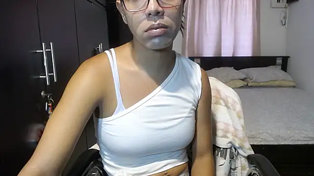 sensual nataliee online show from 28, 1, 2025