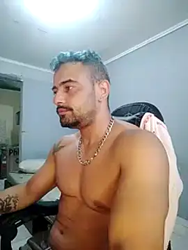 Fadinha-e-Raro online show from 13, 2, 2025