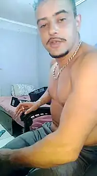 Fadinha-e-Raro online show from 17, 2, 2025