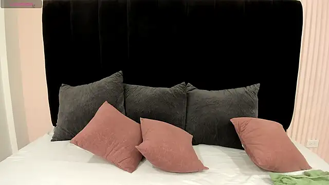 pink dustt online show from 8, 8, 2026