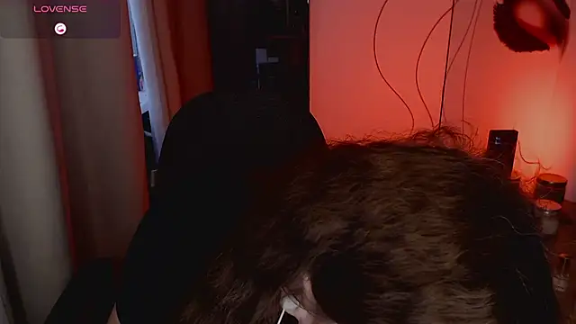 Snapshot of JohansonKatie chatting on 6, 2, 2025 JohansonKatie online show from 6, 2, 2025