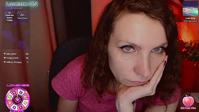 Snapshot of JohansonKatie chatting on 24, 2, 2025 JohansonKatie online show from 24, 2, 2025