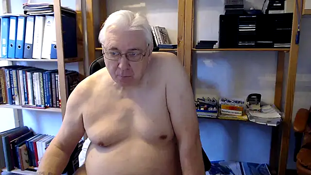 Snapshot of SchwanzhureXXL chatting on 5, 3, 2025 SchwanzhureXXL online show from 5, 3, 2025