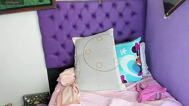 Margoth clain online show from 4, 4, 2026