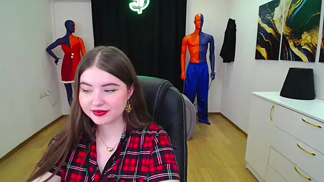 Snapshot of NicoleFoxery chatting on 8, 2, 2025 NicoleFoxery online show from 8, 2, 2025