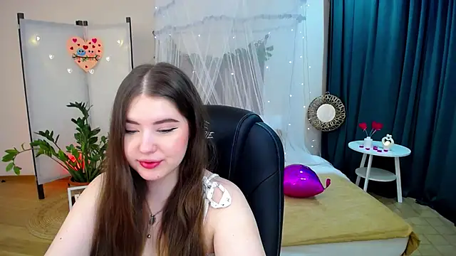 Snapshot of NicoleFoxery chatting on 14, 2, 2025 NicoleFoxery online show from 14, 2, 2025