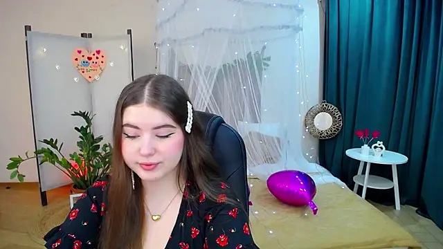 Snapshot of NicoleFoxery chatting on 15, 2, 2025 NicoleFoxery online show from 15, 2, 2025