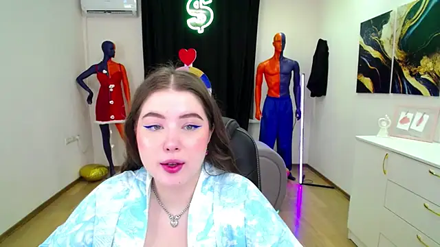 Snapshot of NicoleFoxery chatting on 5, 3, 2025 NicoleFoxery online show from 5, 3, 2025