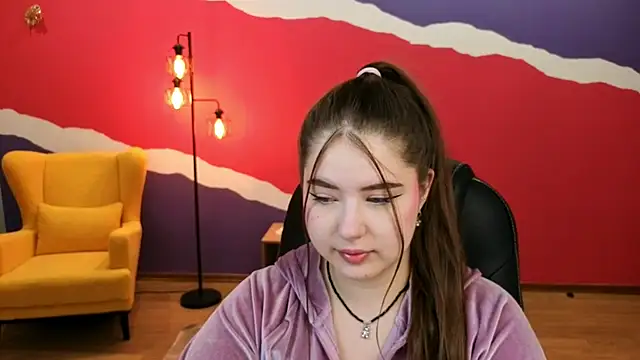 Snapshot of NicoleFoxery chatting on 18, 9, 2025 NicoleFoxery online show from 18, 9, 2025