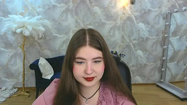 Snapshot of NicoleFoxery chatting on 4, 10, 2025 NicoleFoxery online show from 4, 10, 2025