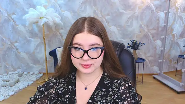 Snapshot of NicoleFoxery chatting on 14, 11, 2025 NicoleFoxery online show from 14, 11, 2025