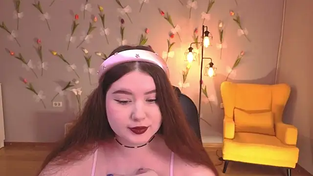 Snapshot of NicoleFoxery chatting on 19, 4, 2026 NicoleFoxery online show from 19, 4, 2026