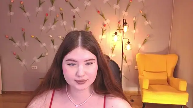 Snapshot of NicoleFoxery chatting on 6, 5, 2026 NicoleFoxery online show from 6, 5, 2026
